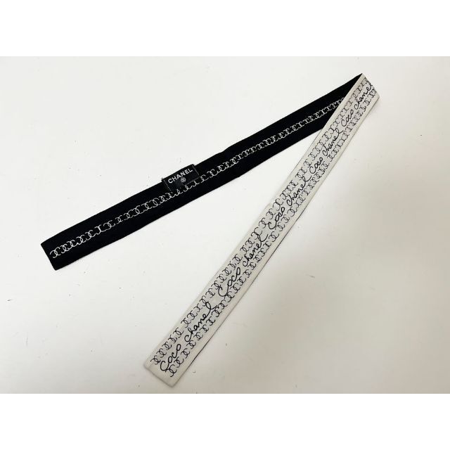 CHANEL(シャネル)のシャネル ヘアバンド ツイリー スカーフ シルク ブラック ホワイト 23CR  レディースのファッション小物(バンダナ/スカーフ)の商品写真