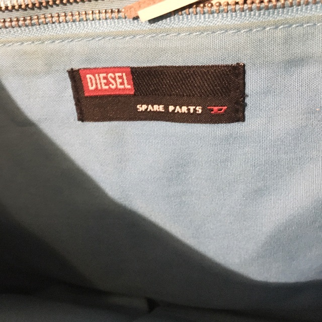 DIESEL(ディーゼル)のDIESEL レザーバック ディーゼル ディーゼル レディースのバッグ(ショルダーバッグ)の商品写真