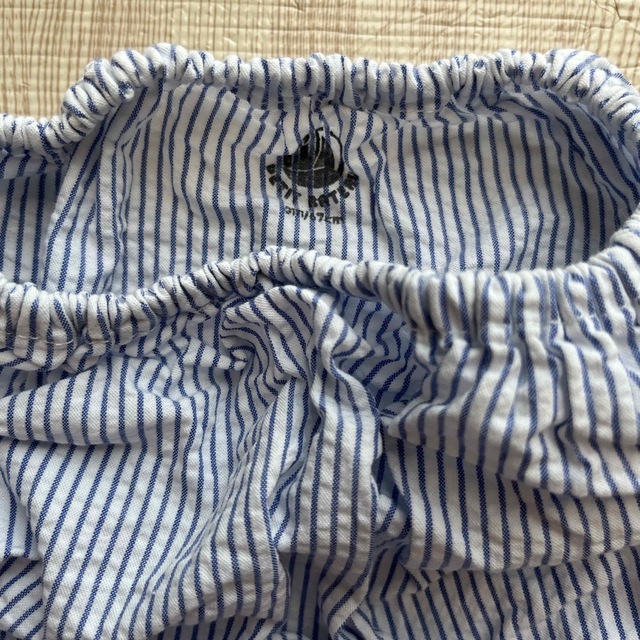 PETIT BATEAU(プチバトー)の値下げ中　プチバトー　ロンパース　ブルマ　カーディガン　セット キッズ/ベビー/マタニティのベビー服(~85cm)(ロンパース)の商品写真