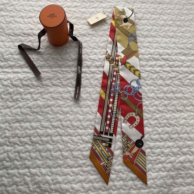 国際ブランド】 《馬勒とチャーム》 エルメス 新品未使用 2023春夏新作