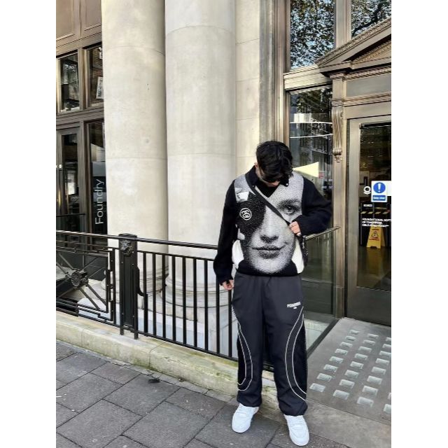 ○日本正規品○○日本正規品○stussy Photo Jacquard Vest ニベスト