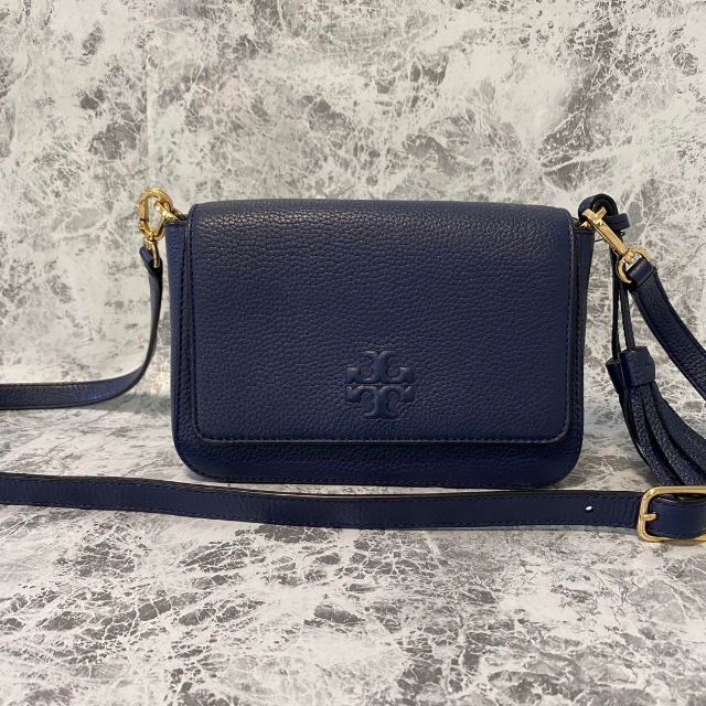 TORY BURCH タッセル付き キルティングレザー ショルダーバッグ