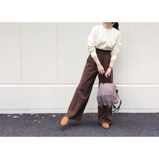 ユニクロ(UNIQLO)の【 UNIQLO 】ハイウエストギャザーワイドパンツ wine(カジュアルパンツ)