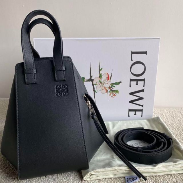 独特な LOEWE スモールバッグ ロエベ ハンモック - ショルダーバッグ