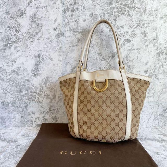 Gucci(グッチ)のGUCCI グッチ トートバッグ GG柄 キャンバス ホワイト ベージュ レディースのバッグ(トートバッグ)の商品写真