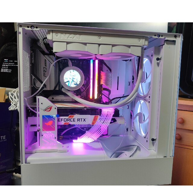 新品 自作 ゲーミングPC RYZEN 9 7900X RTX 3060 スマホ/家電/カメラのPC/タブレット(デスクトップ型PC)の商品写真