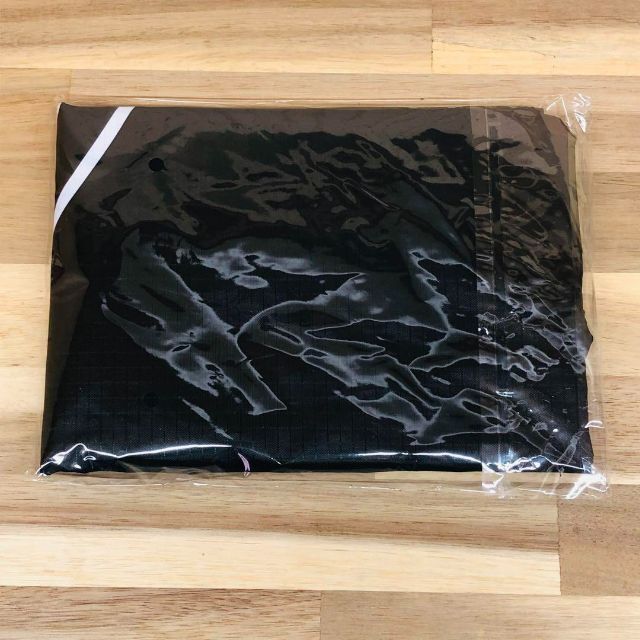 LE CREUSET(ルクルーゼ)の【新品】ルクルーゼ エコバッグ ブラック 折りたたみ 黒 レディースのバッグ(エコバッグ)の商品写真