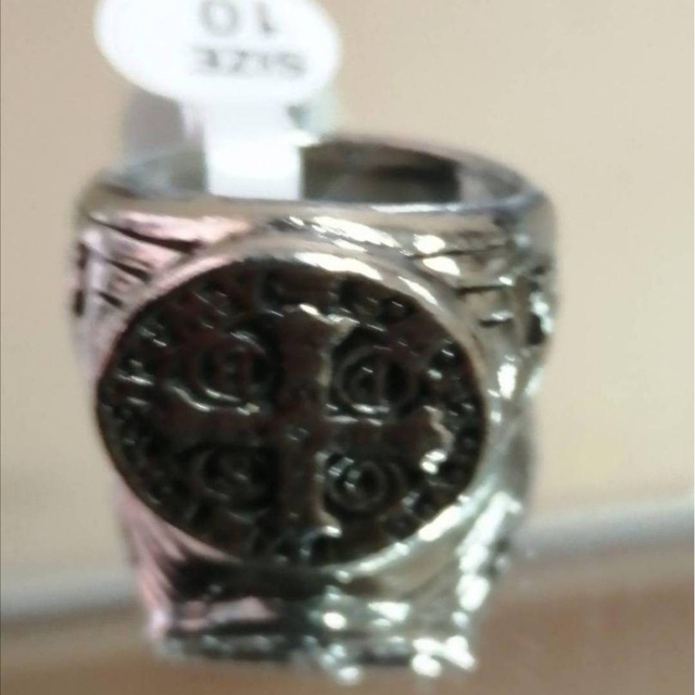 【SALE】リング メンズ アクセサリー シルバー 銀色 十字架 指輪 20号 レディースのアクセサリー(リング(指輪))の商品写真