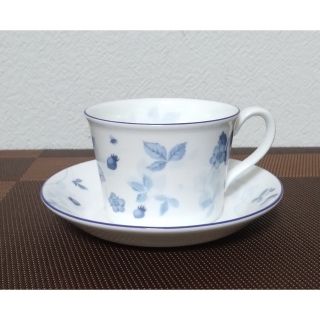 ウェッジウッド(WEDGWOOD)のウェッジウッド・ストロベリーブルーティーカップ&ソーサー(食器)