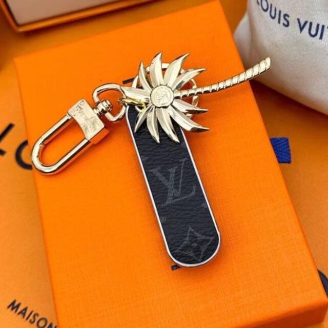 ルイヴィトン スケートボード キーホルダ 【ネット限定】 51.0%OFF www