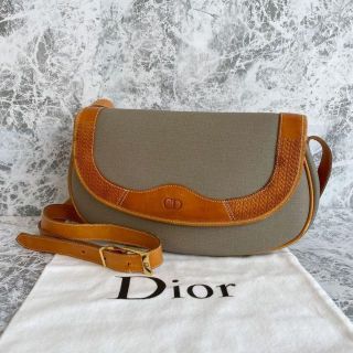 Dior ディオール ショルダーバック グレー マグネットロック