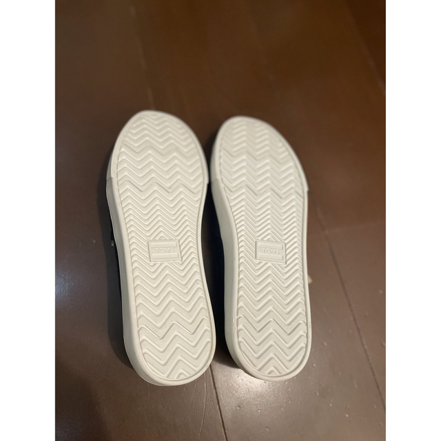 TOMS(トムズ)のTOMS スリッポン/23.5cm(サイズ7) 新品　箱無し レディースの靴/シューズ(スニーカー)の商品写真