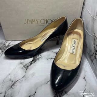 ジミーチュウ(JIMMY CHOO)の【人気】☆jimmy choo☆エナメルパンプス☆22.5☆黒(ハイヒール/パンプス)