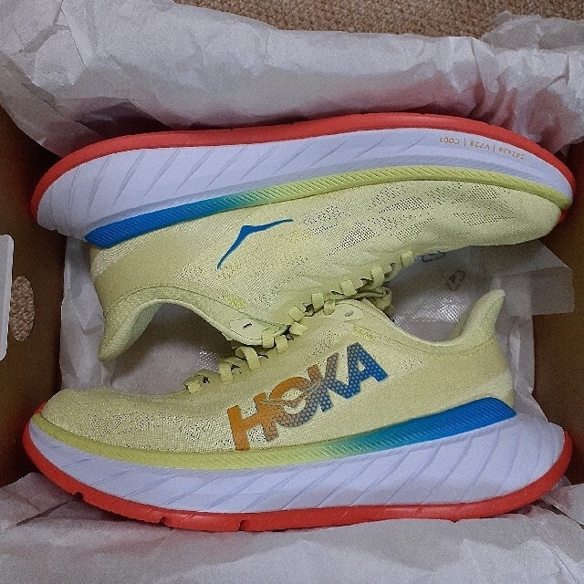ホカオネオネ HOKA カーボンX2 新品未使用 定価27,500円 | フリマアプリ ラクマ