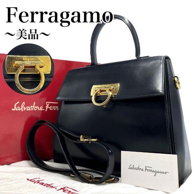 美品　Salvatore Ferragamo　ガンチーニ　ショルダーバッグ