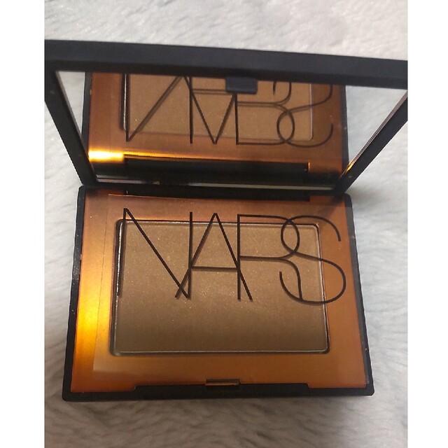 NARS(ナーズ)のNARS ナーズ LAGUNA ブロンザー コスメ/美容のベースメイク/化粧品(フェイスカラー)の商品写真