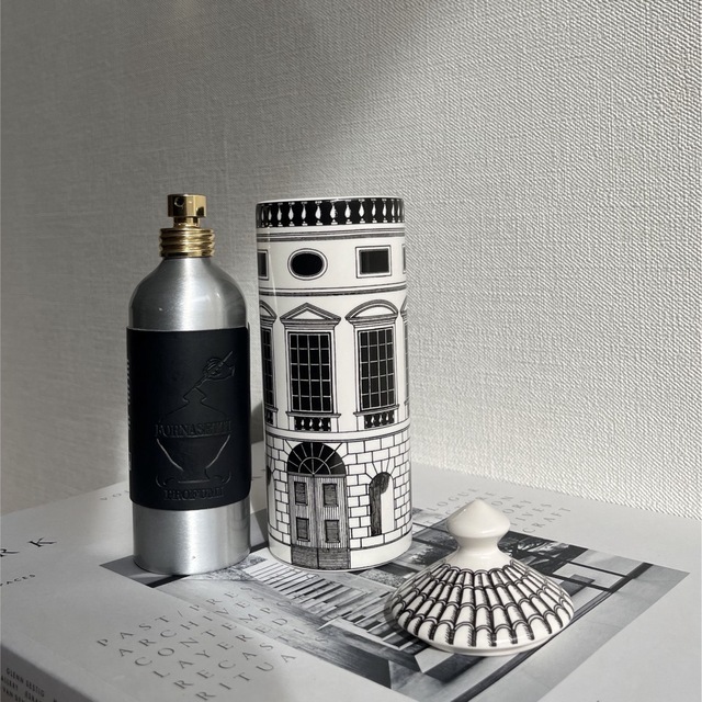 SAYO様專属 FORNASETTI アロマキャンドルと部屋スプレー イタリア産 インテリア/住まい/日用品のインテリア小物(その他)の商品写真