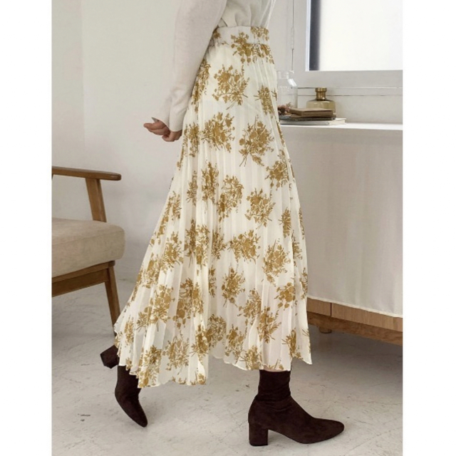 i-SOOK(アイスー)のISOOK 訳あり プリーツスカート アシメスカート 花柄 レディースのスカート(ロングスカート)の商品写真