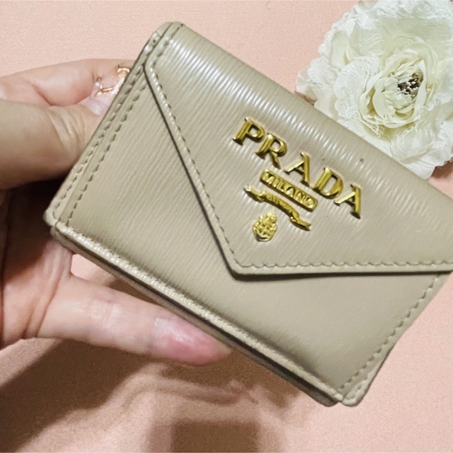 PRADA(プラダ)の良品♡PRADA三つ折り財布♡MOVE レディースのファッション小物(財布)の商品写真