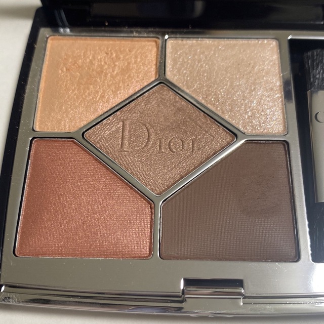 Dior(ディオール)のDior サンククルールクチュール 429 トワルドゥジョイ コスメ/美容のベースメイク/化粧品(アイシャドウ)の商品写真