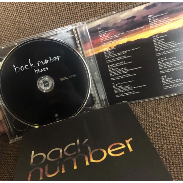 back number アルバム blues CD&DVD（初回限定盤） エンタメ/ホビーのCD(ポップス/ロック(邦楽))の商品写真