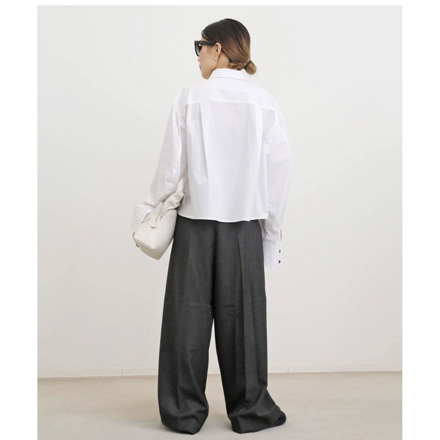 L'Appartement DEUXIEME CLASSE(アパルトモンドゥーズィエムクラス)の【MINITZ/ミニッツ】SHORT SHIRT レディースのトップス(シャツ/ブラウス(長袖/七分))の商品写真