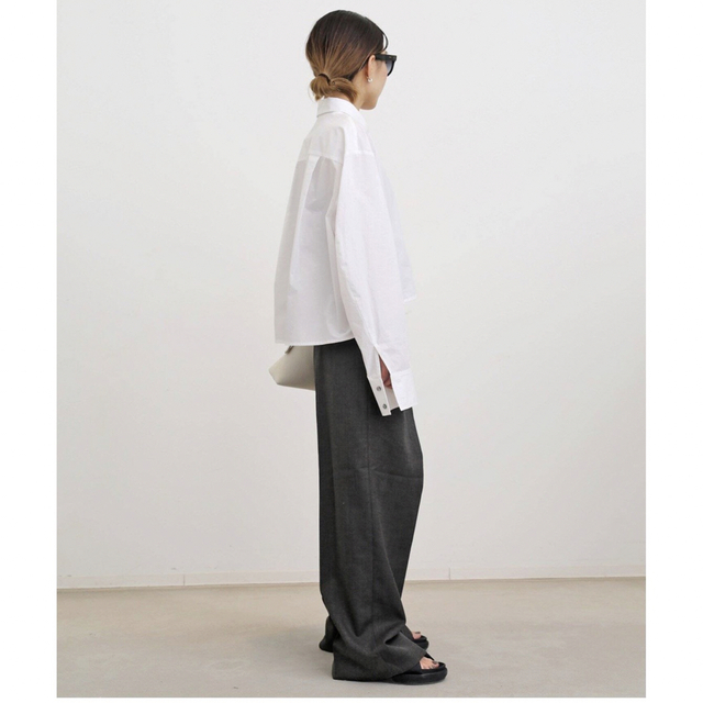 L'Appartement DEUXIEME CLASSE(アパルトモンドゥーズィエムクラス)の【MINITZ/ミニッツ】SHORT SHIRT レディースのトップス(シャツ/ブラウス(長袖/七分))の商品写真