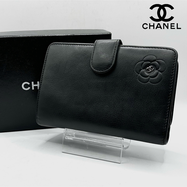CHANEL - 美品 CHANEL レザー 二つ折り財布 バタフライ カメリア ココ
