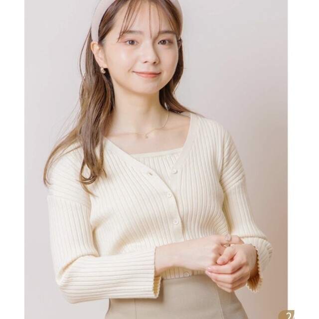 flower ☆新品☆ flower ジューシーアンサンブルニットの通販 by marin ★新品★しまむら小花レースアンサンブル Tシャツカーディガン レディーストップス