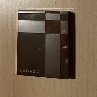 ルナソル(LUNASOL)のLunasol ルナソル ニュアンスシェイド 01 (アイシャドウ)