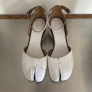 マルタンマルジェラ(Maison Martin Margiela)の美品　マルジェラ 足袋パンプス 37h ペンキ 足袋ブーツ　正規品(バレエシューズ)