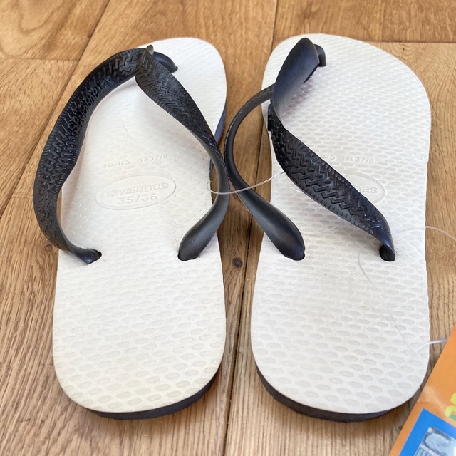 havaianas(ハワイアナス)の新品送料込み　ハワイアナス　サンダル　トラディショナル　23.5cm レディースの靴/シューズ(ビーチサンダル)の商品写真