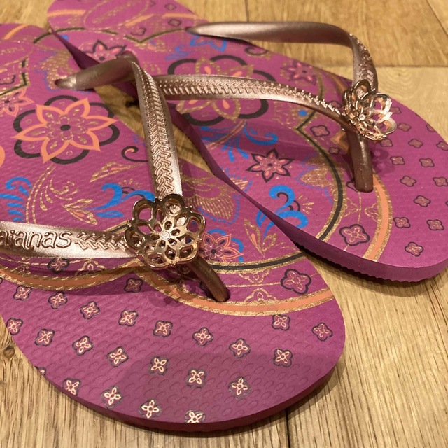 havaianas(ハワイアナス)の新品送料込み　ハワイアナス　サンダル　ローズガム　24cm レディースの靴/シューズ(ビーチサンダル)の商品写真