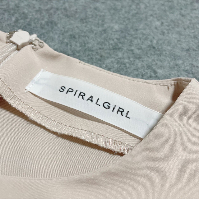 SPIRAL GIRL(スパイラルガール)のSPILAL GIRL ノースリーブトップス ショートパンツ セットアップ レディースのトップス(カットソー(半袖/袖なし))の商品写真