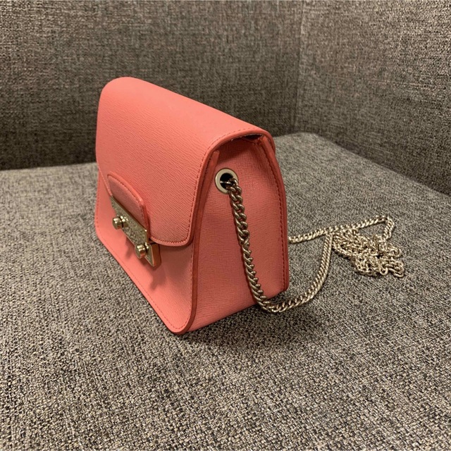 Furla(フルラ)の【 FURLA 】メトロポリス チェーン・ショルダーバッグ レディースのバッグ(ショルダーバッグ)の商品写真