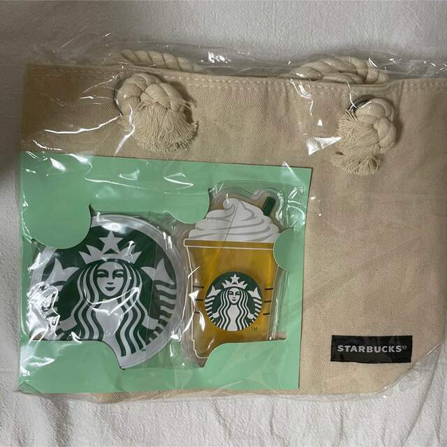 Starbucks(スターバックス)の【値下げ中】スターバックス 保冷バッグ、保冷剤セット レディースのバッグ(エコバッグ)の商品写真