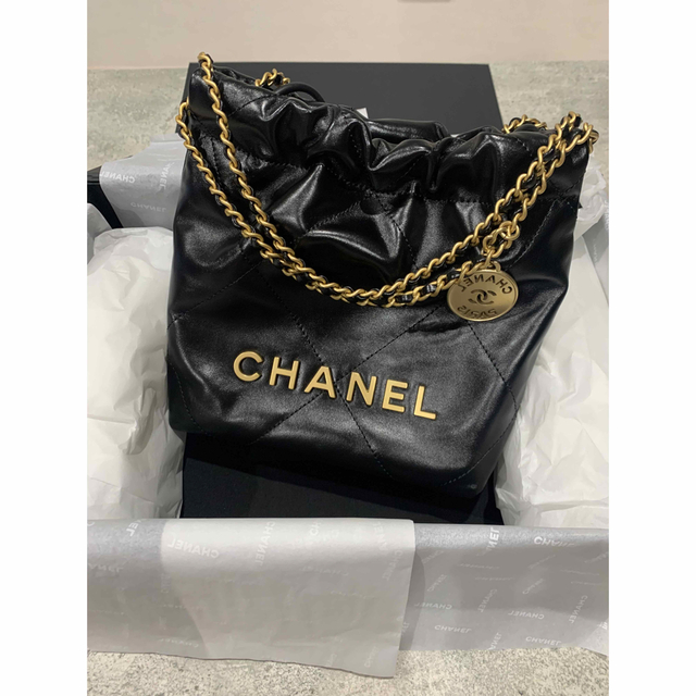 新品　CHANEL22 mini シャネル　ショルダーバッグ　ミニハンドバッグ