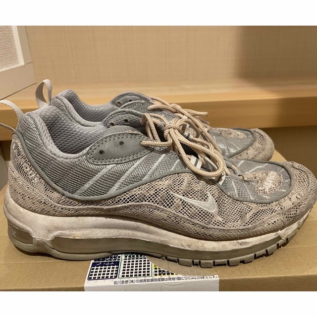 Supreme(シュプリーム)のsupreme×NIKE AIR MAX 98 ナイキ　マックス 98 メンズの靴/シューズ(スニーカー)の商品写真