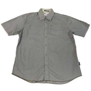 ボルコム(volcom)のVOLCOM TAILORED SHIRT ボルコム 半袖シャツ 刺繍(シャツ)