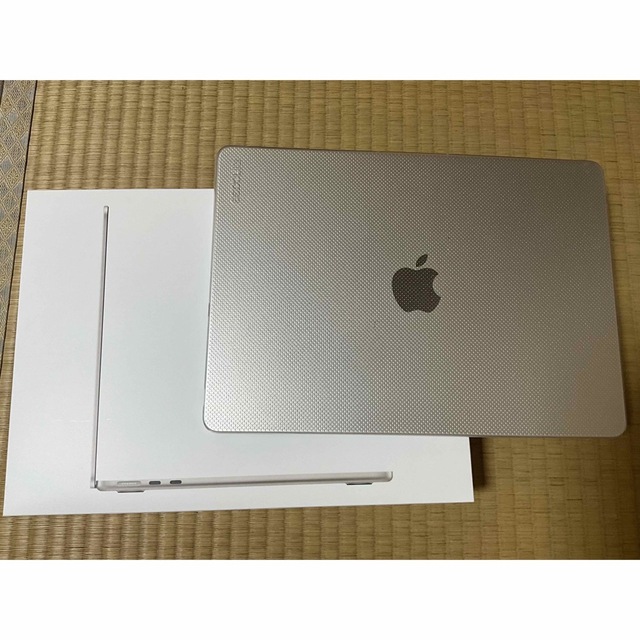 【美品】MacBook Air M2 256GB スターライトPC/タブレット