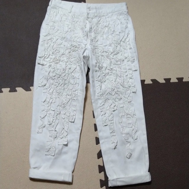 COMME des GARCONS(コムデギャルソン)のCOMME des GARCONS フリル White パンツ  pants メンズのパンツ(スラックス)の商品写真