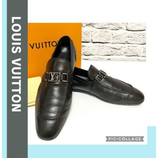 ルイヴィトン(LOUIS VUITTON)の【美品27cm】LOUIS VUITTON LVロゴ ドライビング シューズ／黒(スリッポン/モカシン)