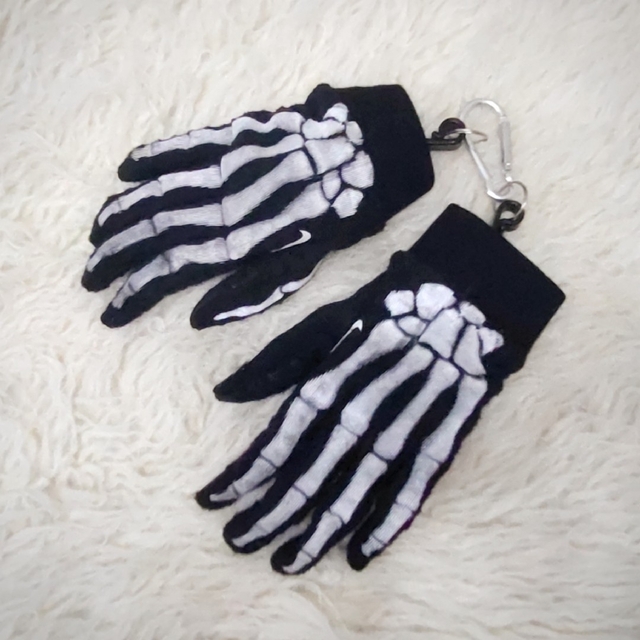 NIKE(ナイキ)のNike Skeleton Running Gloves メンズのファッション小物(手袋)の商品写真