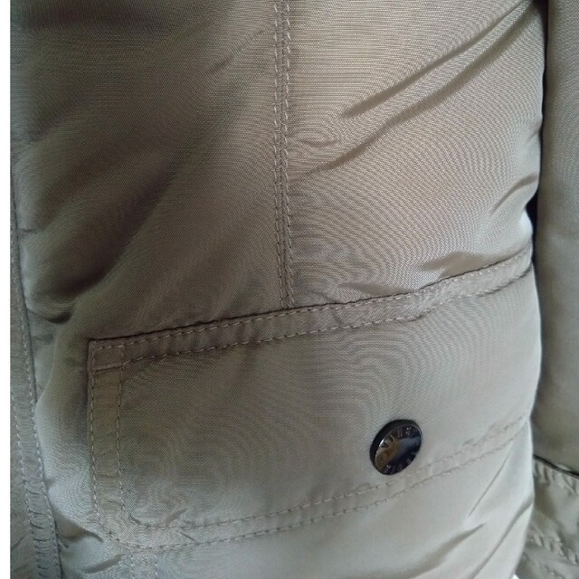 【美品】23区　コート　ショート丈　レーヨン レディースのジャケット/アウター(ダウンコート)の商品写真