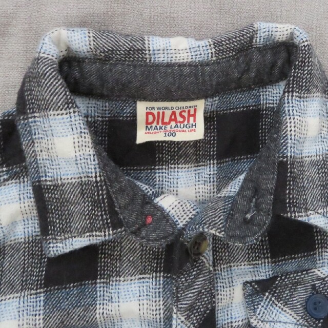 DILASH(ディラッシュ)のキッズ 長袖シャツ 100(DILASH チェック) キッズ/ベビー/マタニティのキッズ服男の子用(90cm~)(Tシャツ/カットソー)の商品写真