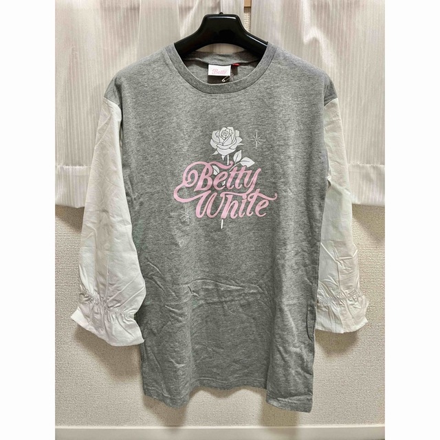 PINK-latte(ピンクラテ)のBetty  ロンT Ｔシャツワンピース キッズ/ベビー/マタニティのキッズ服女の子用(90cm~)(ワンピース)の商品写真