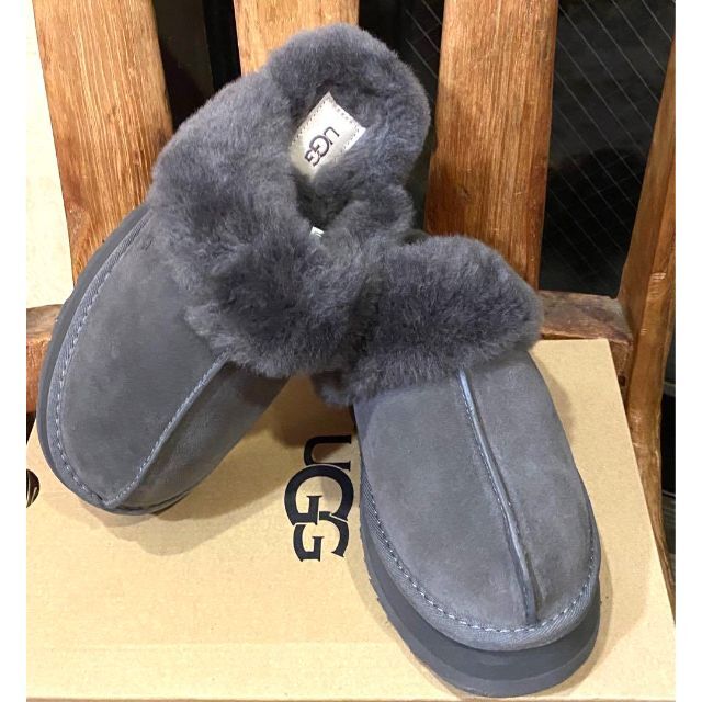 完売しました。。。。。✨超美品✨25✨UGG ✨ディスケット✨DISQUETTE