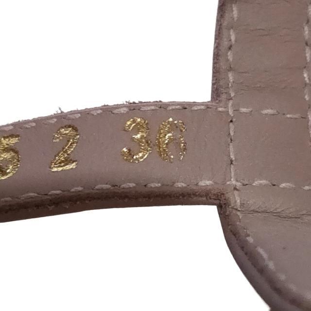 valentino garavani(ヴァレンティノガラヴァーニ)のバレンチノガラバーニ サンダル 36 - レディースの靴/シューズ(サンダル)の商品写真
