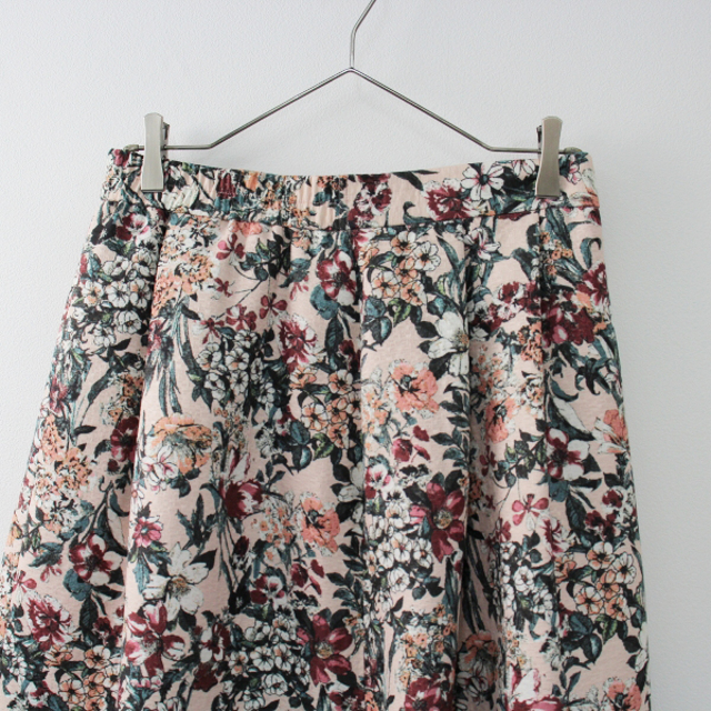 【タグ付き新品】ローズティアラ　大きいサイズ42 花柄　スカート