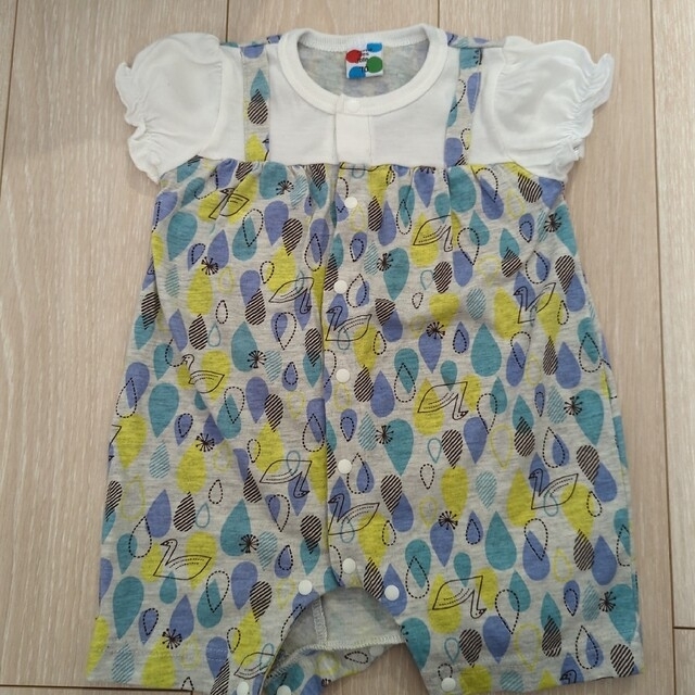 babyGAP(ベビーギャップ)のロンパース　肌着　セット キッズ/ベビー/マタニティのベビー服(~85cm)(ロンパース)の商品写真